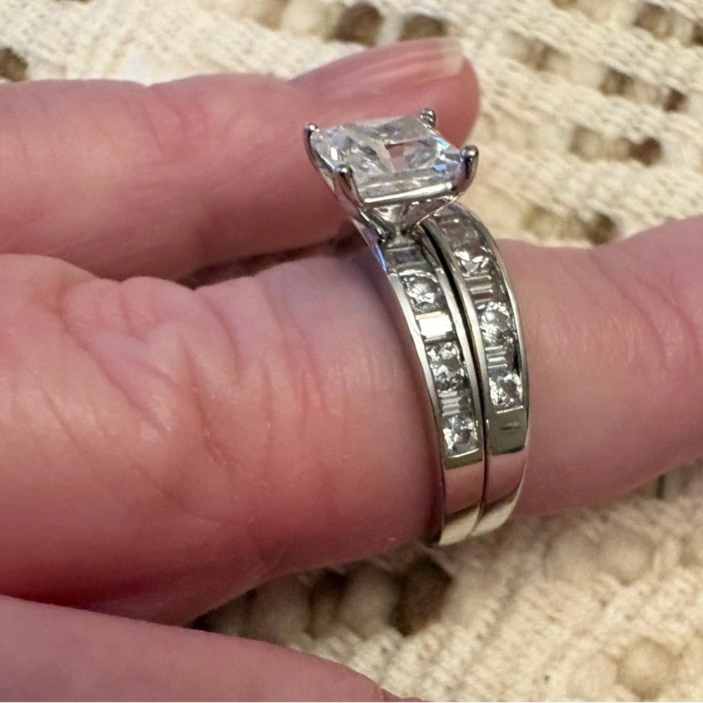 14K White Gold Diamonique Engagement Ring/Wedding Band - Picture 5 of 12